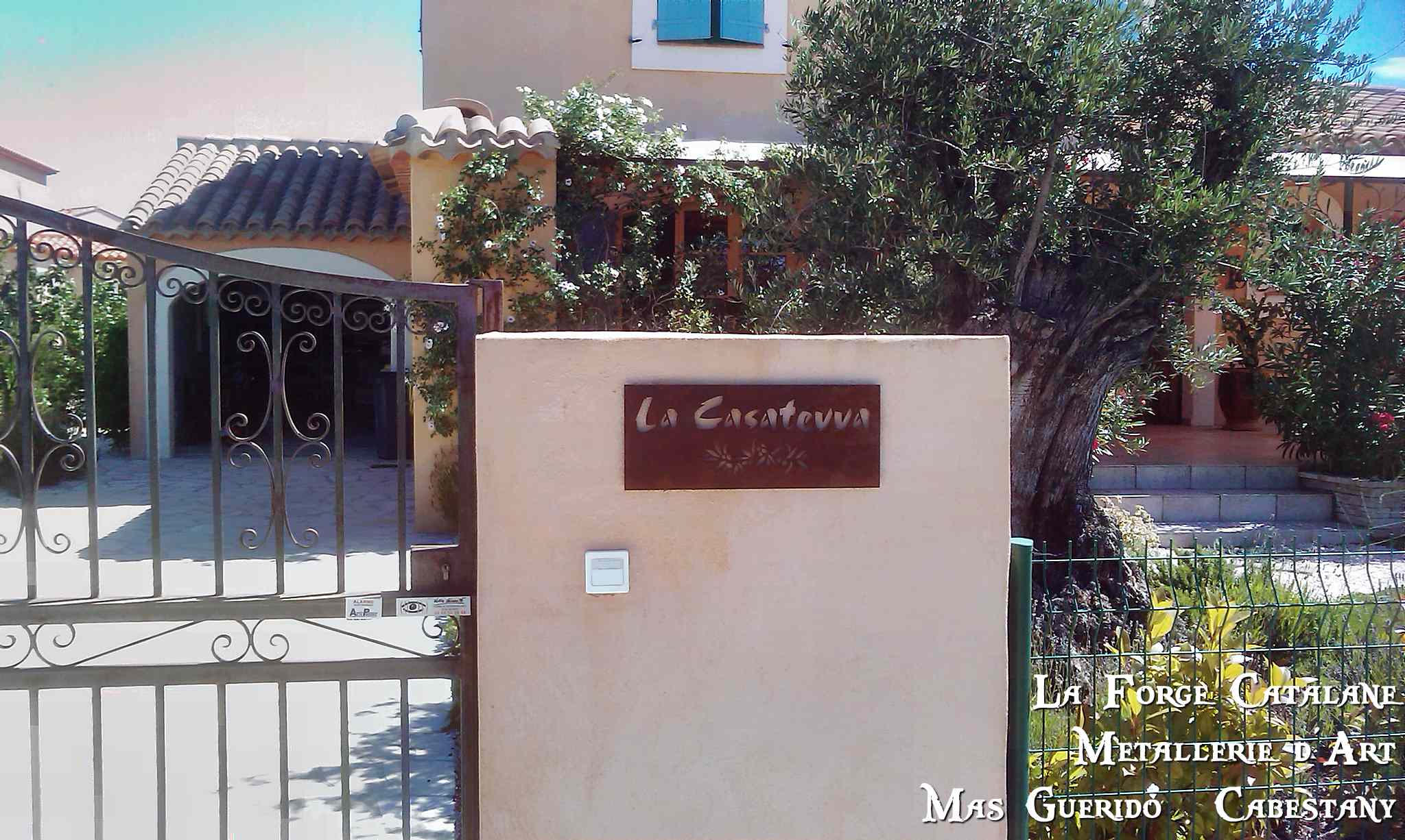 nom maison decoupe laser forge catalane.jpg